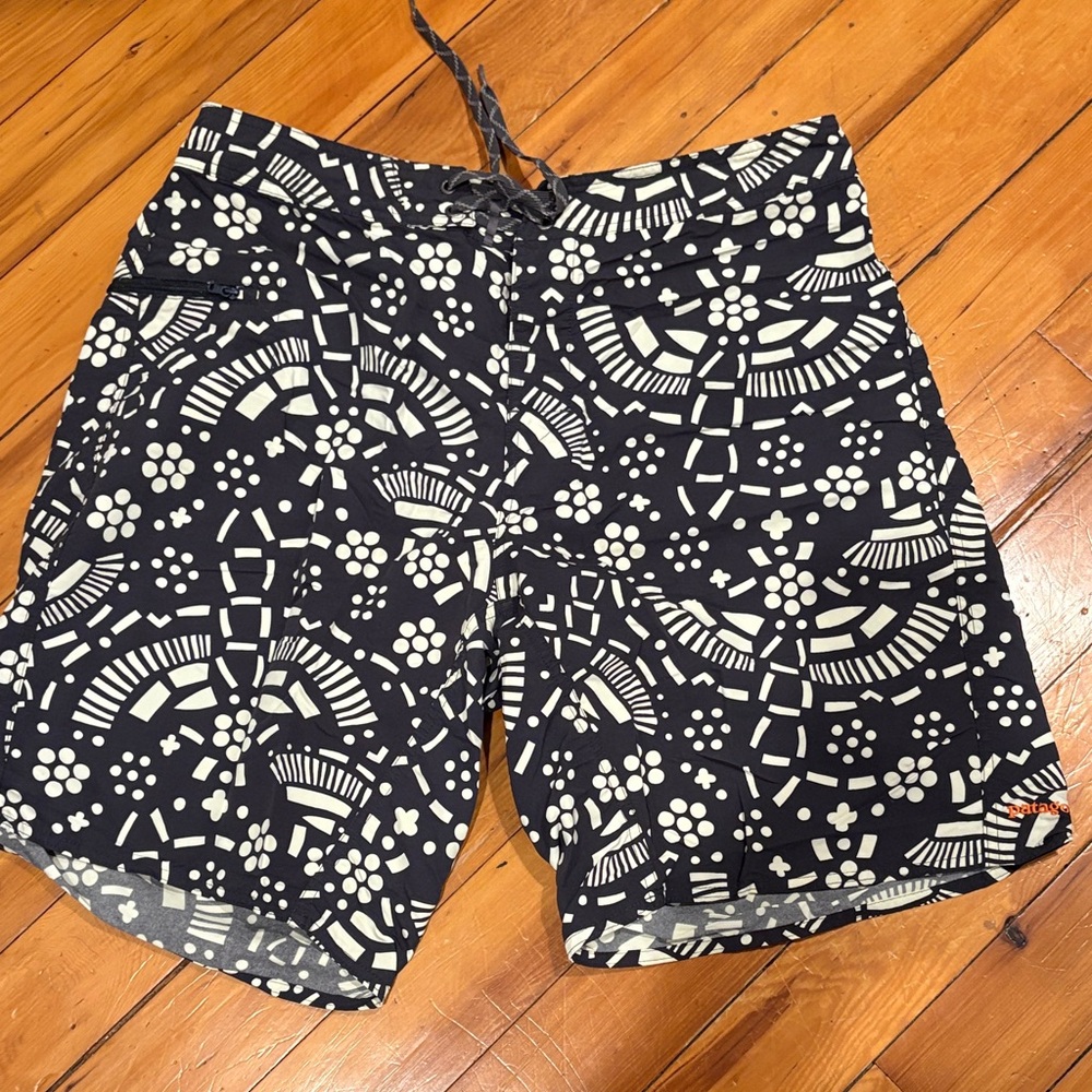 Patagonia Black and White Patterned Board Shorts